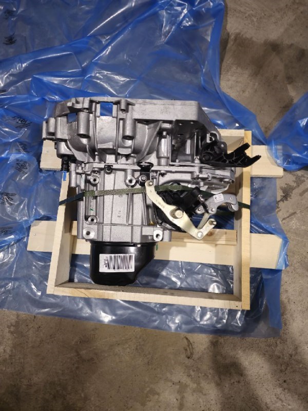 Коробка МКПП Веста ЛоганNEW JH3-388